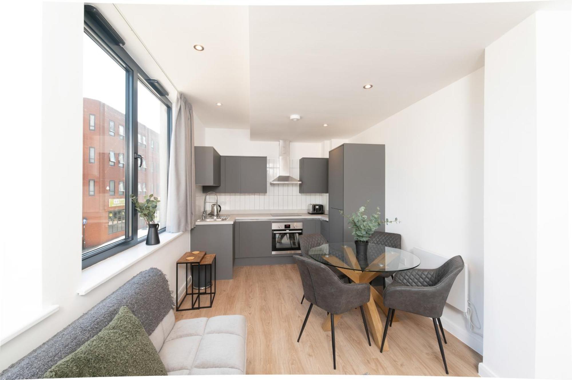 123 Queen Street - Crowd Luxury Apartment *